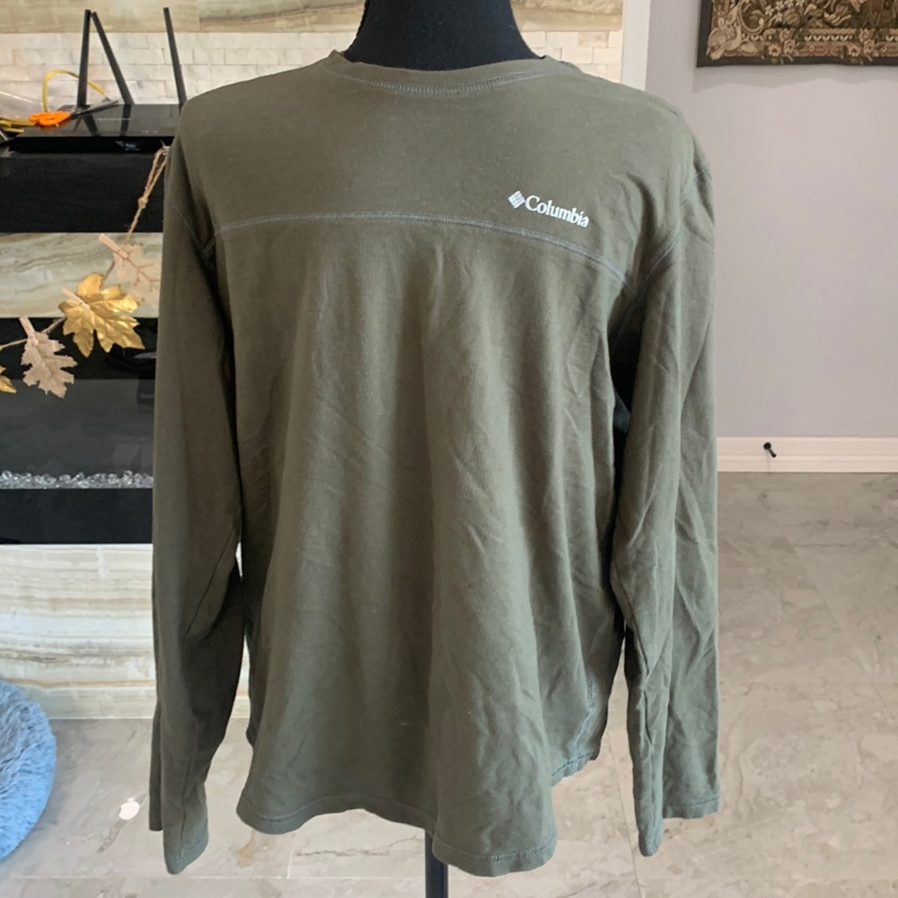 Columbia Sportswear Company Long Sleeve Tee. Size M (51M)‎